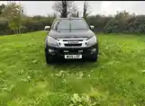 Isuzu D-Max 2.5L - Thumbnail 2